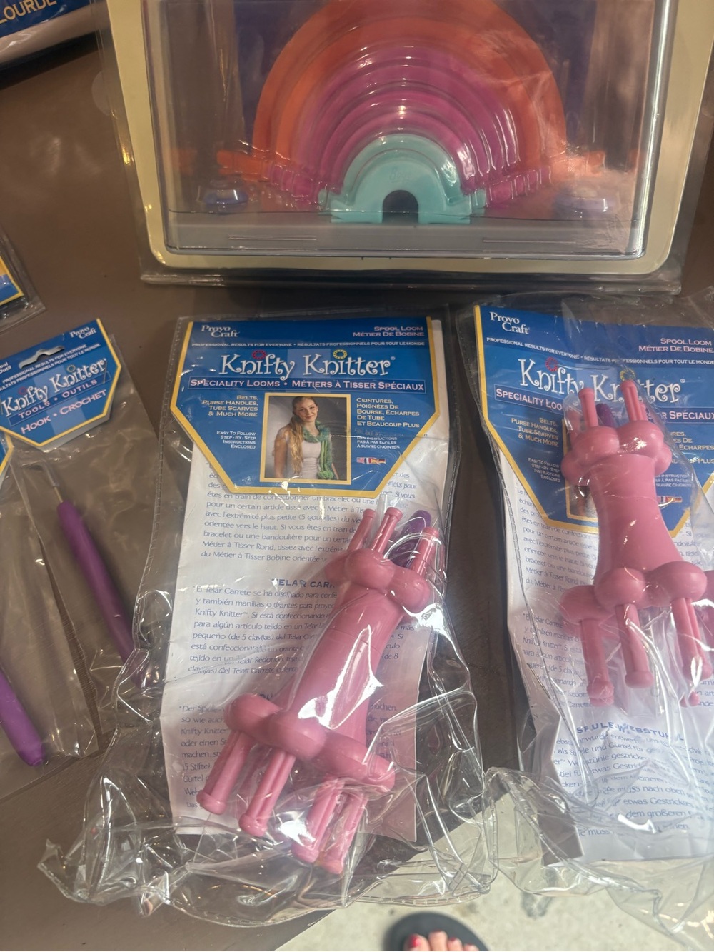 Multicolor Loom Craft Kit with Pom Pom & Tassel Makers - Picture 4 of 6